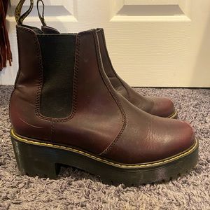 Dr Marten Rometty Chelsea boot size 8 womens (us)